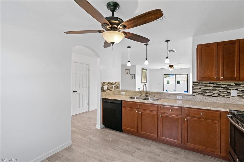 Image 26 of property listing at 336 NE 30th TER, Cape Coral, FL 33909