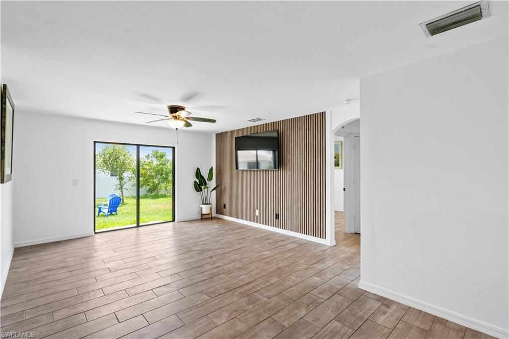 Image 27 of property listing at 336 NE 30th TER, Cape Coral, FL 33909