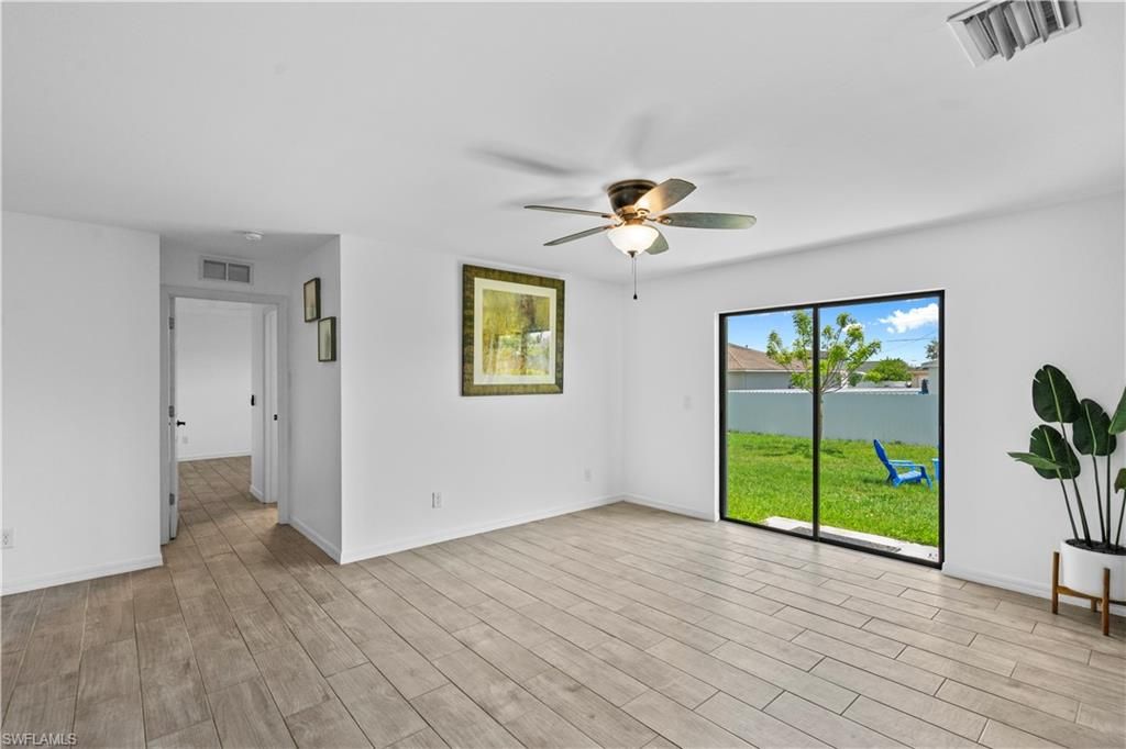 Image 28 of property listing at 336 NE 30th TER, Cape Coral, FL 33909