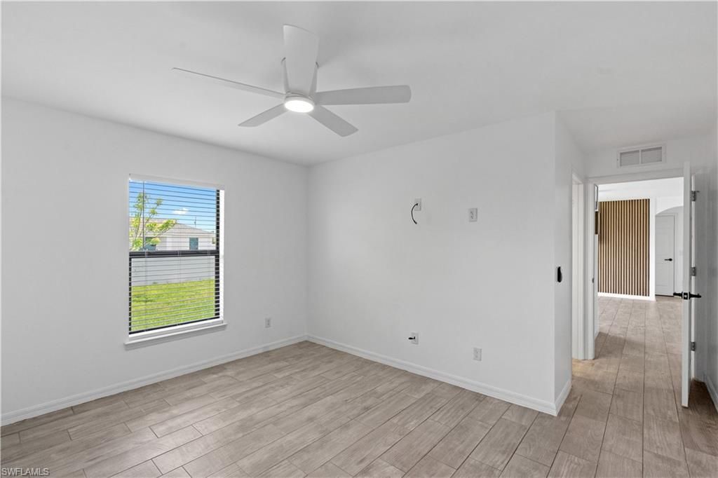 Image 30 of property listing at 336 NE 30th TER, Cape Coral, FL 33909