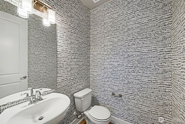 13206 189th Avenue E, Bonney Lake, WA 98391