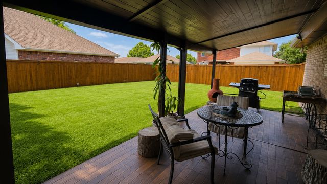 8517 Manchester Drive, Rowlett, TX 75089