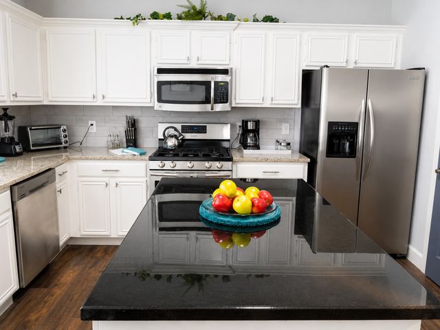 8517 Manchester Drive, Rowlett, TX 75089