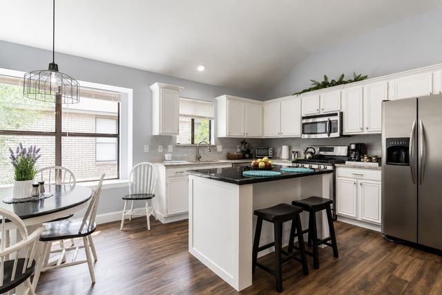 8517 Manchester Drive, Rowlett, TX 75089