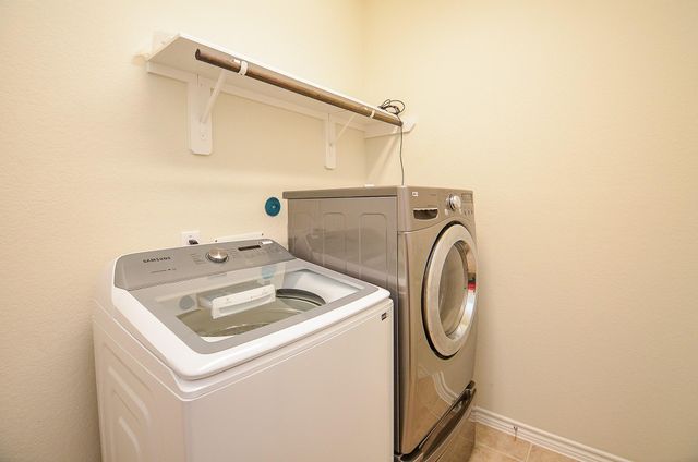 24915 Meadowthorn Crest Lane, Katy, TX 77494