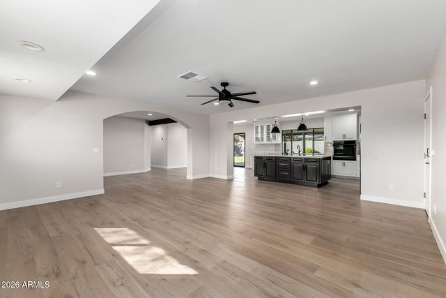 3318 E MONTECITO Avenue, Phoenix, AZ 85018