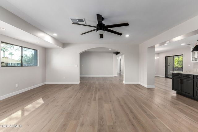 3318 E MONTECITO Avenue, Phoenix, AZ 85018