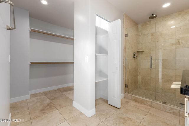 3318 E MONTECITO Avenue, Phoenix, AZ 85018