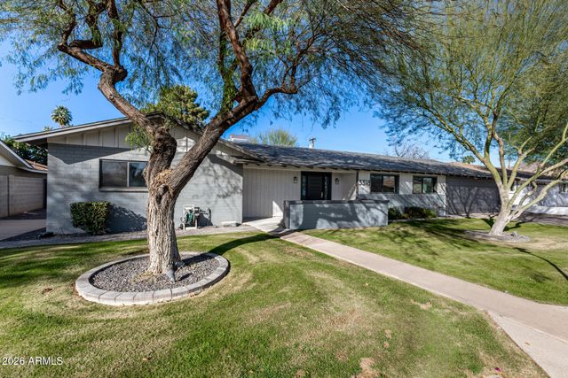 3318 E MONTECITO Avenue, Phoenix, AZ 85018