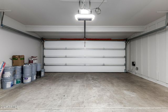 3318 E MONTECITO Avenue, Phoenix, AZ 85018