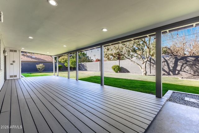 3318 E MONTECITO Avenue, Phoenix, AZ 85018