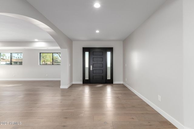 3318 E MONTECITO Avenue, Phoenix, AZ 85018