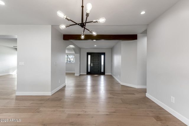 3318 E MONTECITO Avenue, Phoenix, AZ 85018