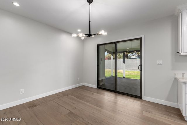 3318 E MONTECITO Avenue, Phoenix, AZ 85018