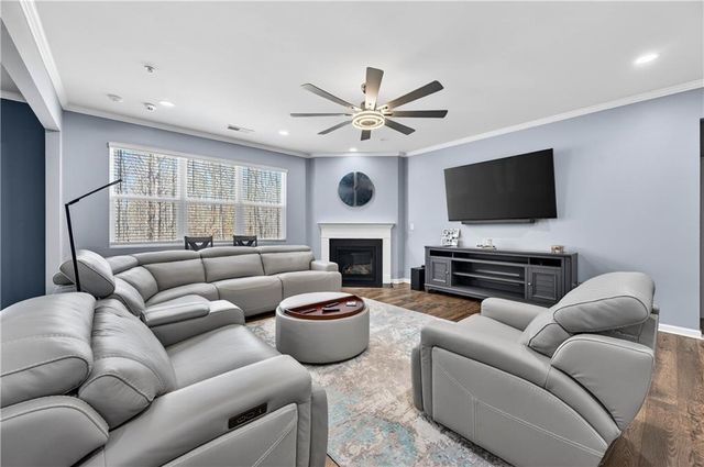 2726 Piper Drive, Atlanta, GA 30331