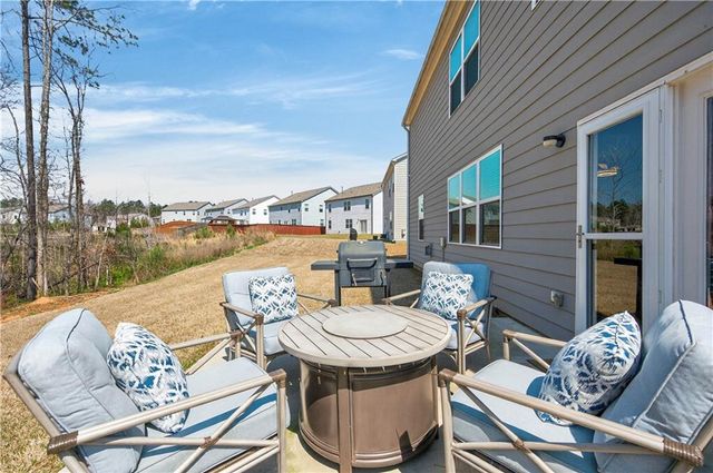 2726 Piper Drive, Atlanta, GA 30331