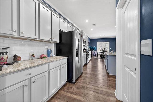 2726 Piper Drive, Atlanta, GA 30331