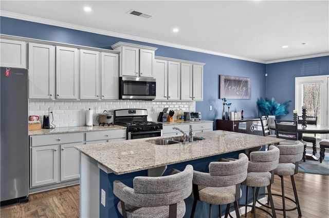 2726 Piper Drive, Atlanta, GA 30331