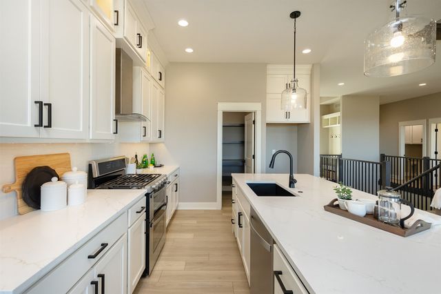 3610 NE 12th Street, Ankeny, IA 50021