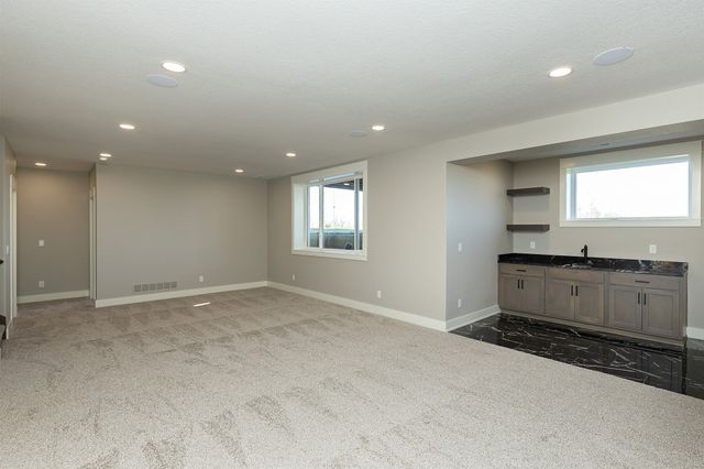 3610 NE 12th Street, Ankeny, IA 50021