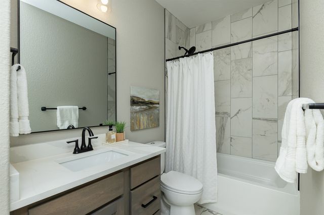 3610 NE 12th Street, Ankeny, IA 50021