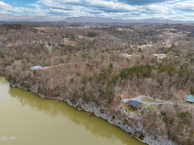 1761 Rays Gap Road, Seymour, TN 37865
