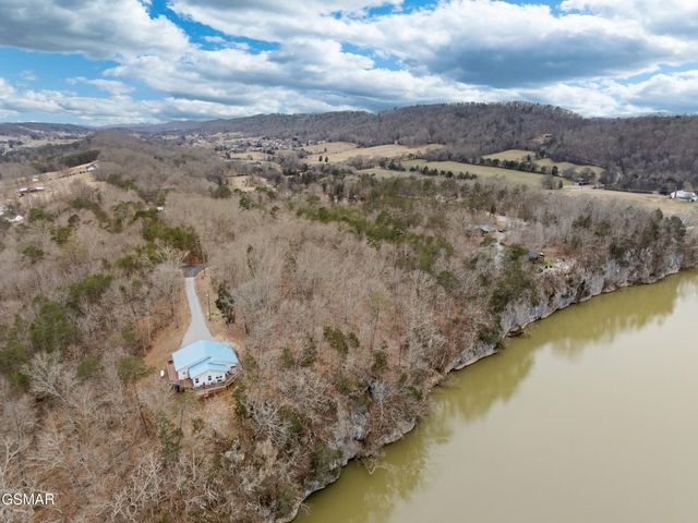 1761 Rays Gap Road, Seymour, TN 37865