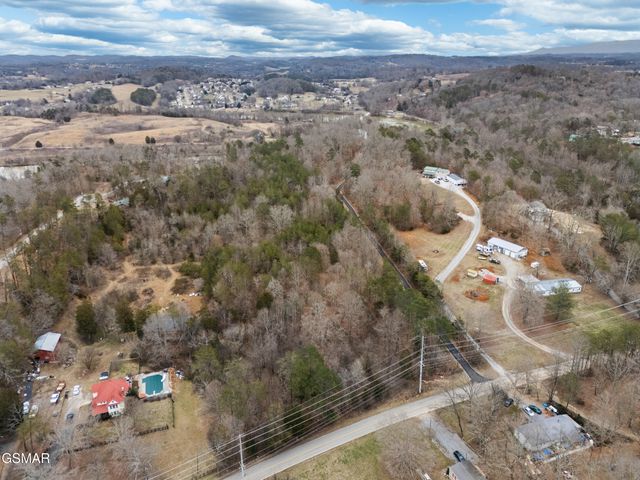 1761 Rays Gap Road, Seymour, TN 37865