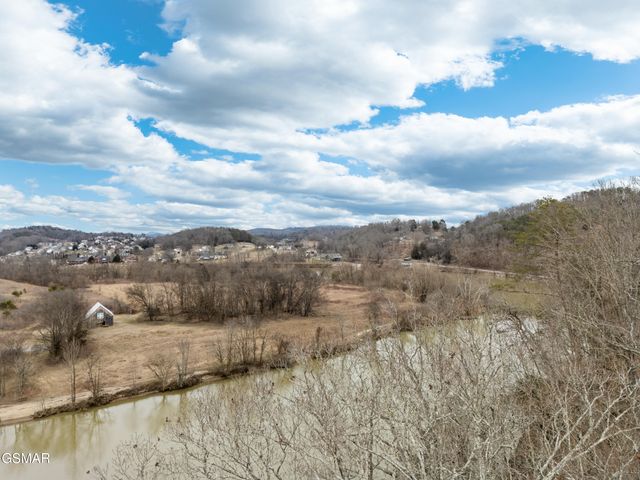 1761 Rays Gap Road, Seymour, TN 37865