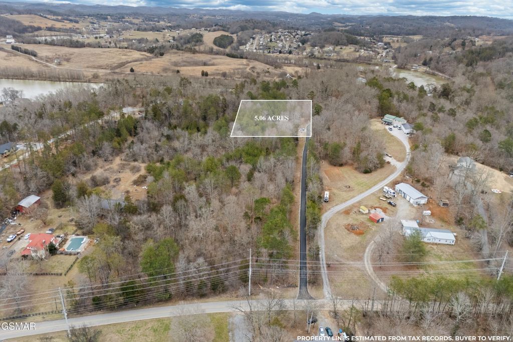 1761 Rays Gap Road, Seymour, TN 37865