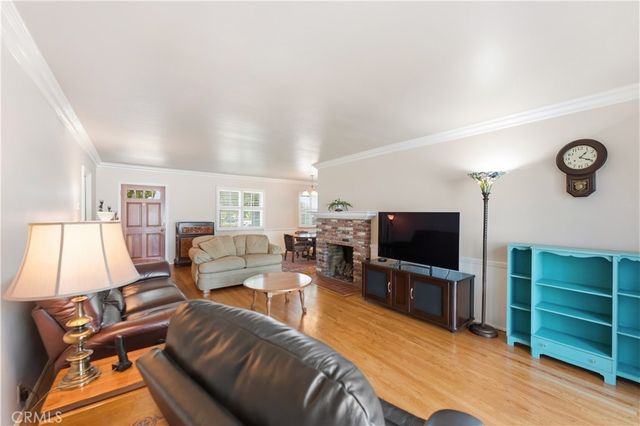 903 E Dalton, Glendora, CA 91741