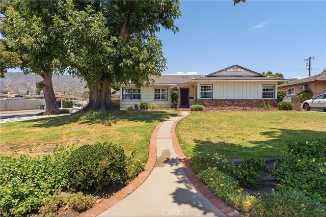 903 E Dalton, Glendora, CA 91741