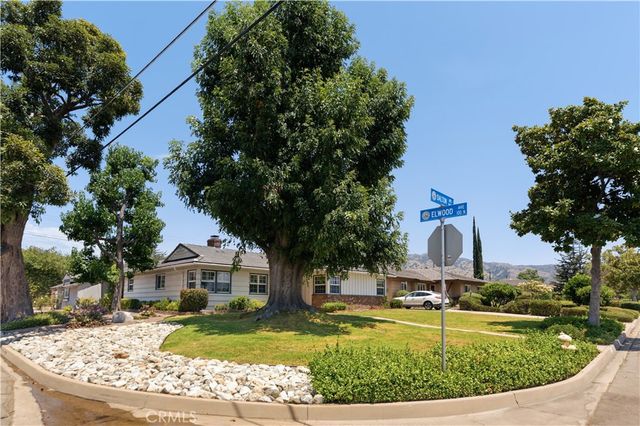 903 E Dalton, Glendora, CA 91741