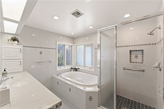 903 E Dalton, Glendora, CA 91741