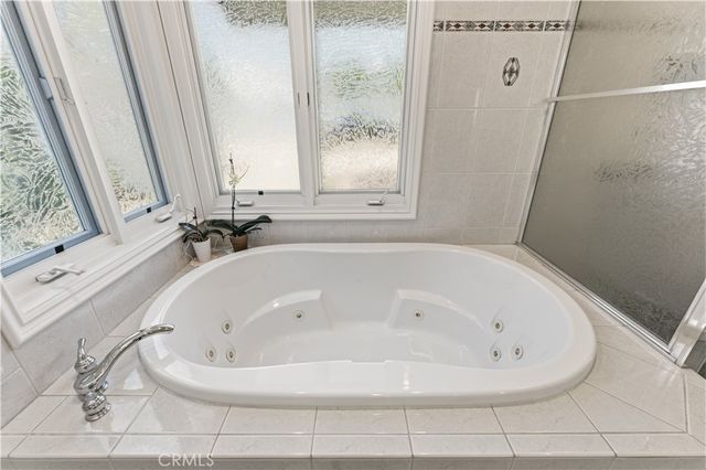 903 E Dalton, Glendora, CA 91741