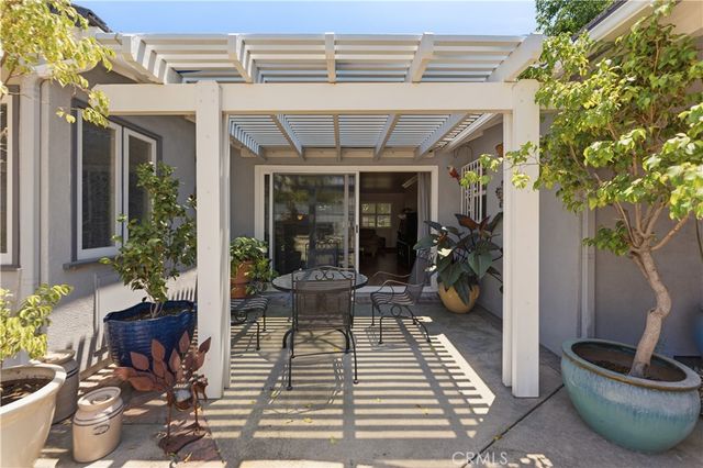 903 E Dalton, Glendora, CA 91741