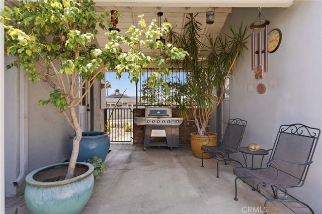 903 E Dalton, Glendora, CA 91741