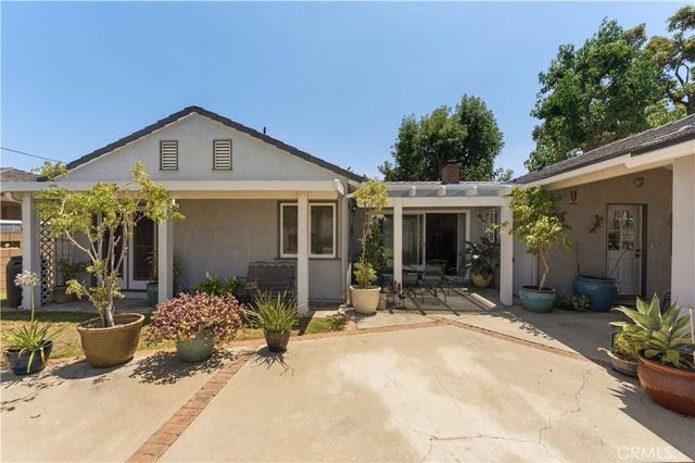 903 E Dalton, Glendora, CA 91741