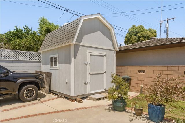 903 E Dalton, Glendora, CA 91741