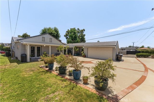 903 E Dalton, Glendora, CA 91741