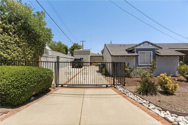 903 E Dalton, Glendora, CA 91741