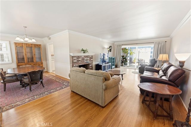 903 E Dalton, Glendora, CA 91741