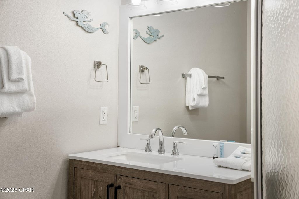 Image 14 of property listing at 16819 Front Beach Road 2116, Panama City Beach, FL 32413