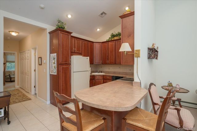 12 Sarah Court, Amityville, NY 11701