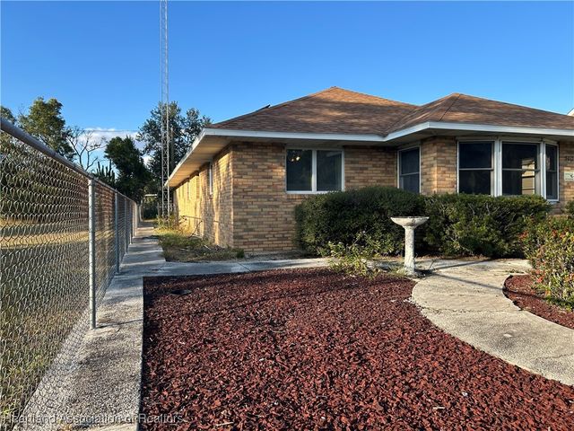 740 Hickory Street, Sebring, FL 33870