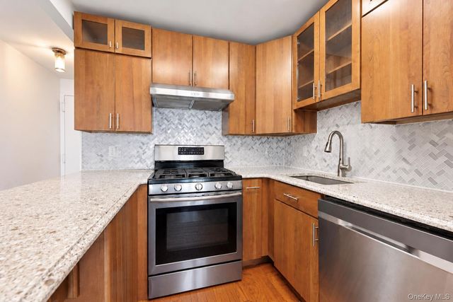 1155 Warburton Avenue 3Y, Yonkers, NY 10701