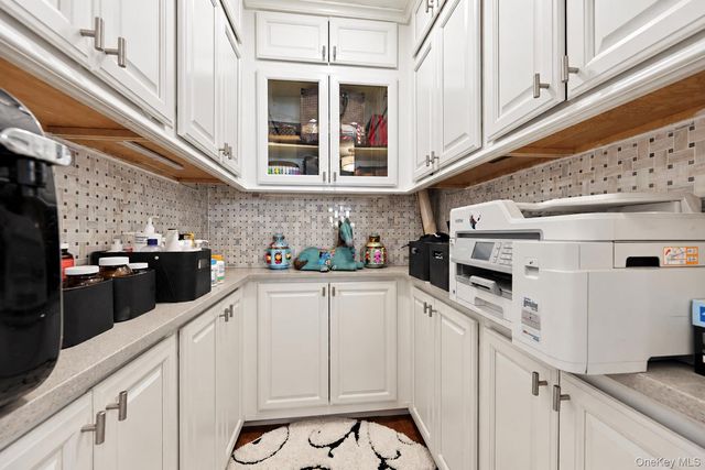 1155 Warburton Avenue 3Y, Yonkers, NY 10701