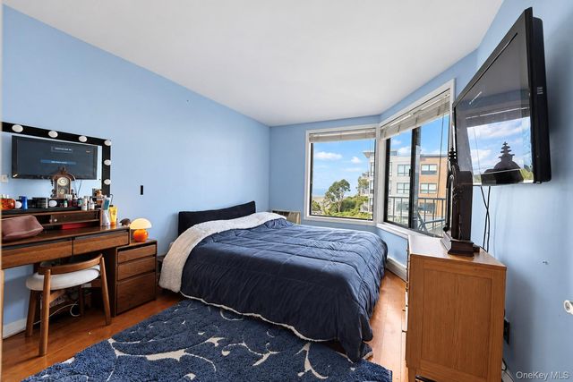 1155 Warburton Avenue 3Y, Yonkers, NY 10701