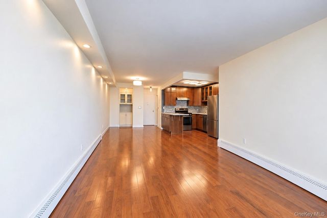 1155 Warburton Avenue 3Y, Yonkers, NY 10701