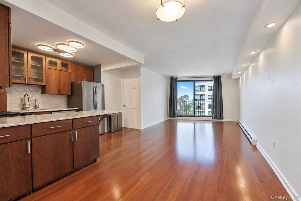 1155 Warburton Avenue 3Y, Yonkers, NY 10701 — photo 3